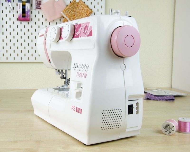 Швейная машина Janome PS 150