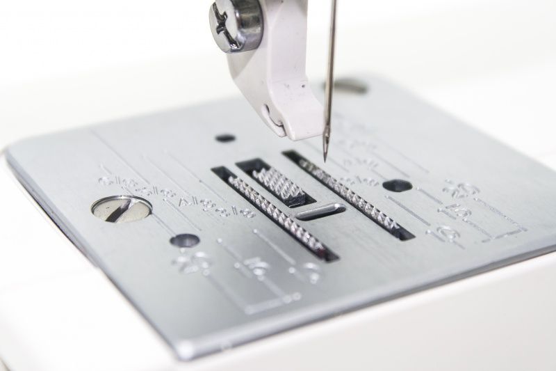 Швейная машина Janome MS-290
