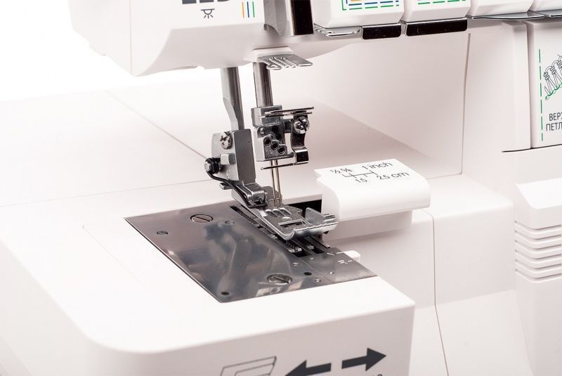 Коверлок Merrylock 0115A