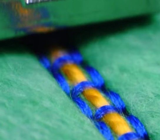 Лапка Bernina №11 для шитья толстыми нитями