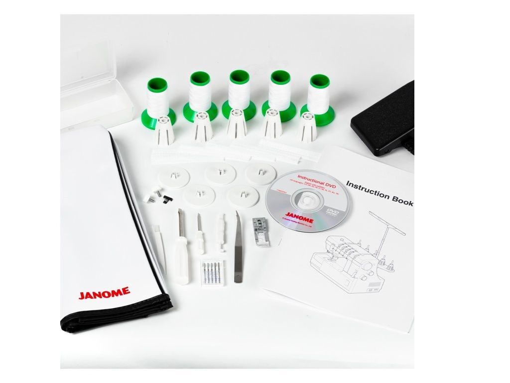 Распошивальная машина Janome CoverPro 3000 Professional
