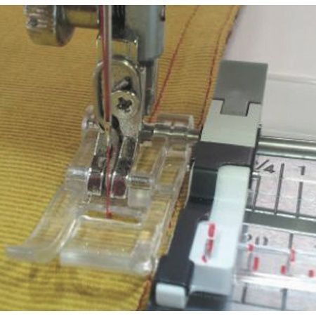 Лапка Janome с регулируемым направителем 202-218-005