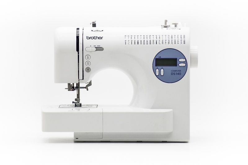 Швейная машина Brother DS-140