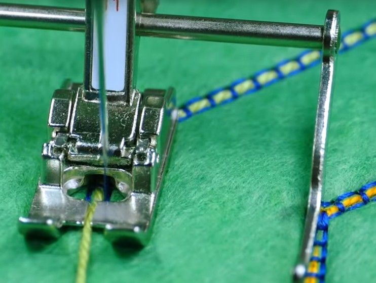 Лапка Bernina №11 для шитья толстыми нитями