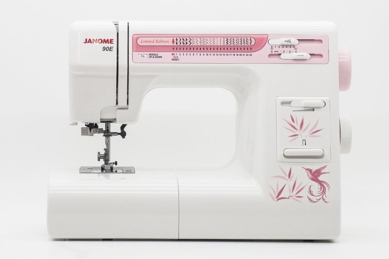 Швейная машина Janome 90e