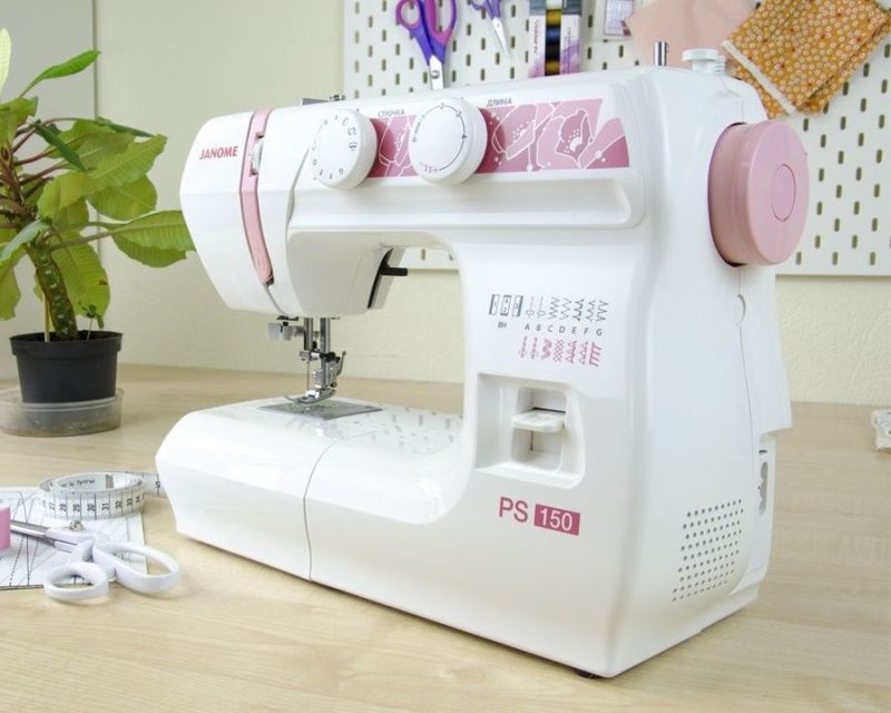 Швейная машина Janome PS 150