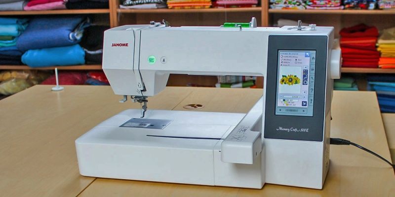 Вышивальная машина Janome Memory Craft 500E