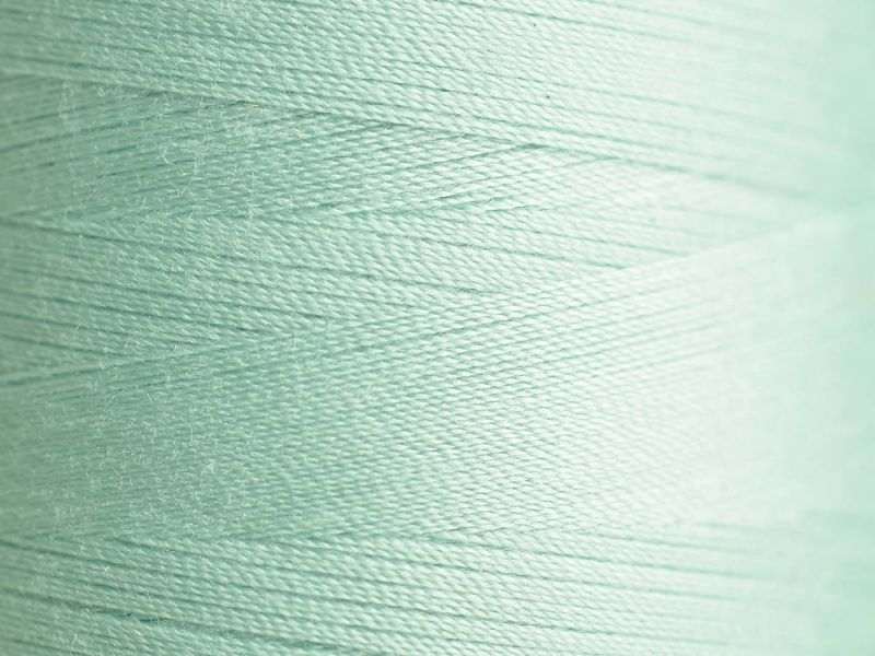 Нити для машинной стежки Madeira Aeroquilt №40 (2750 м)