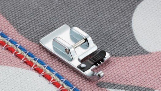 Лапка Brother F024N для притачивания шнура