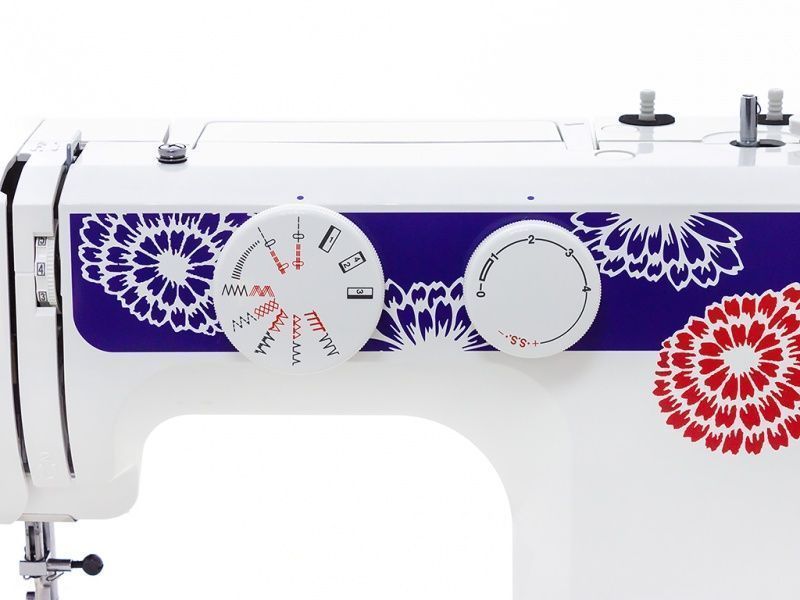 Швейная машина Janome 4400