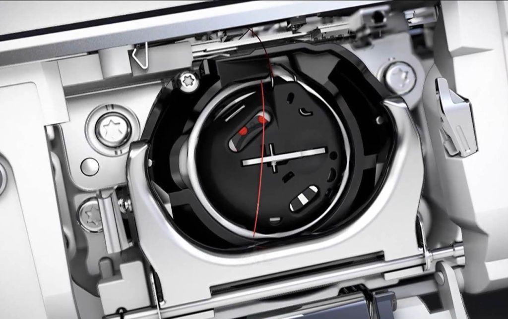 Швейная машина Bernina 790 PLUS с вышивальным модулем