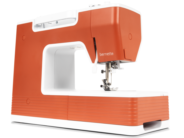 Швейная машина Bernette B05 Crafter