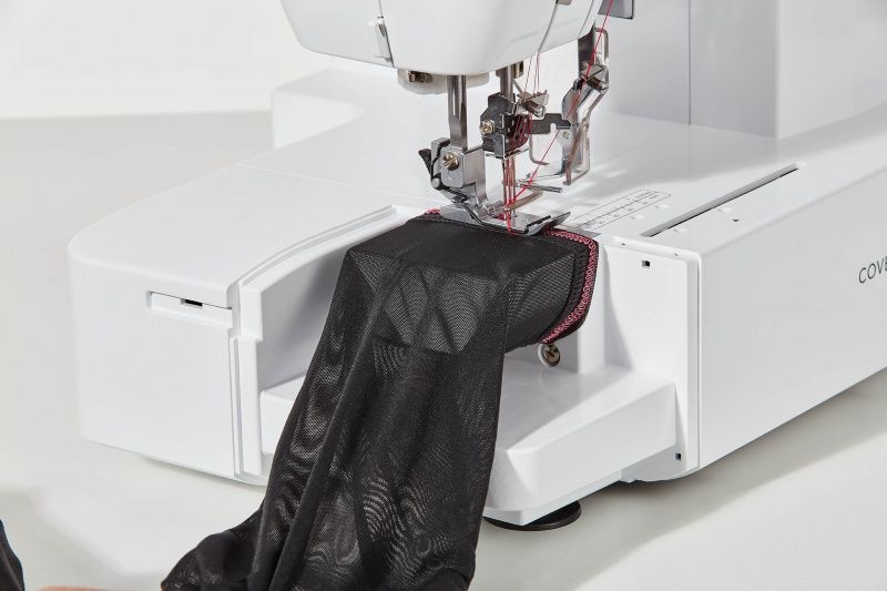 Распошивальная машина Brother CV3550 с верхним застилом