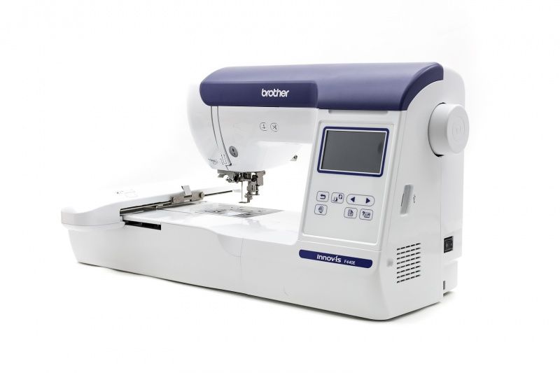Вышивальная машина Brother Innov-is F440E
