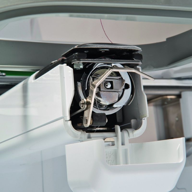 Вышивальная машина Brother VR