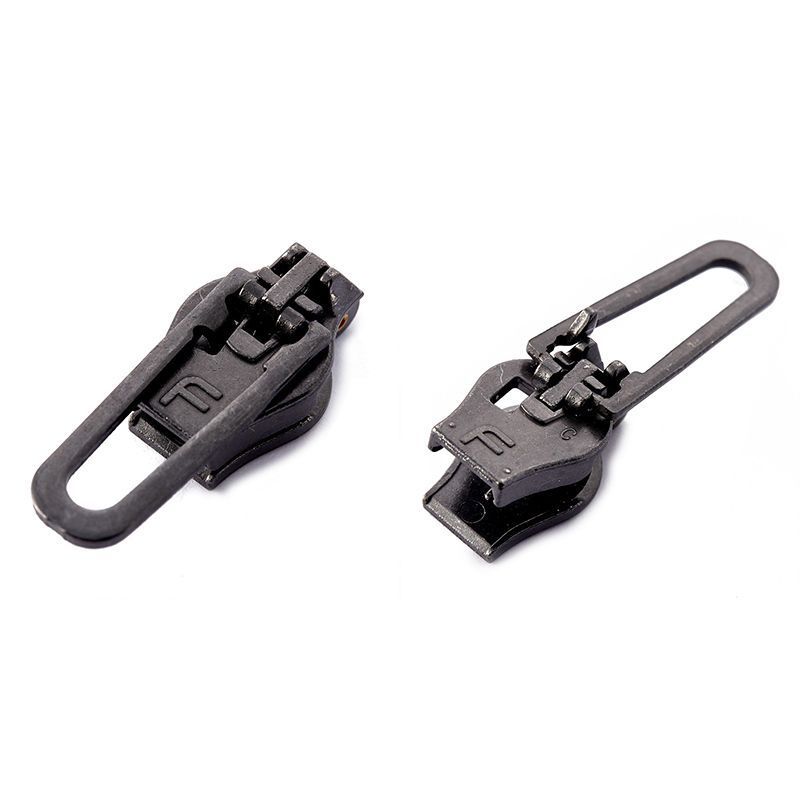 Сменный бегунок для спиральных молний, размер 5, цвет чёрный Hemline 167.03.BK