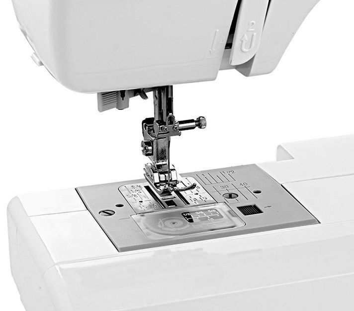 Швейная машина Janome SEW LINE 200