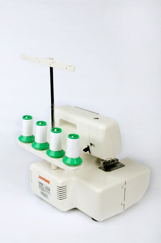Оверлок Janome m9002d